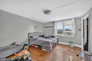 7620 Sherwood Rd, Philadelphia, PA 19151 - Photo 14