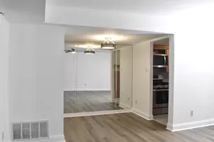 323 Shawmont Ave, Philadelphia, PA 19128 - Photo 8