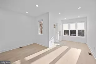 7337 E Walnut Ln, Philadelphia, PA 19138 - Photo 6