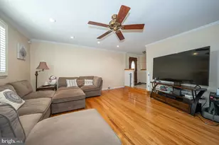 8910 Sylvia Ln, Philadelphia, PA 19115 - Photo 8