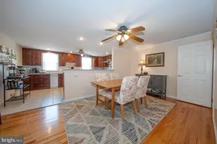 8910 Sylvia Ln, Philadelphia, PA 19115 - Photo 12