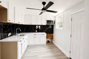 2802 Cantrell St, Philadelphia, PA 19145 - Photo 4