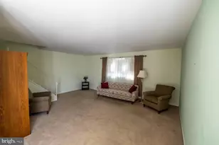 700 Susquehanna Rd, Philadelphia, PA 19111 - Photo 12