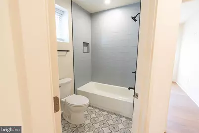 2018 S Garnet Street, Philadelphia, PA 19145 - Photo 12