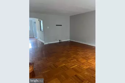 6743 E Roosevelt Boulevard, Philadelphia, PA 19149 - Photo 2