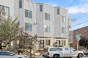 2225 Coral St, Philadelphia, PA 19125 - Photo 4