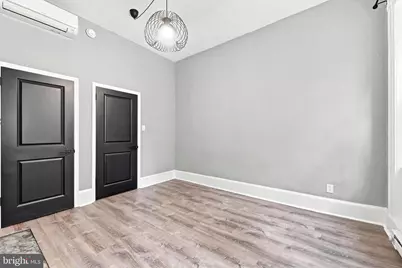 520 Spruce Street #RESIDENCE 1, Philadelphia, PA 19106 - Photo 6