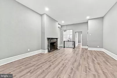 520 Spruce Street #RESIDENCE 1, Philadelphia, PA 19106 - Photo 4