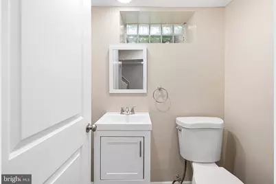 8008 Algon Avenue, Philadelphia, PA 19152 - Photo 14