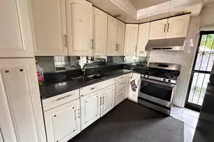 2209 Pierce St, Philadelphia, PA 19145 - Photo 8