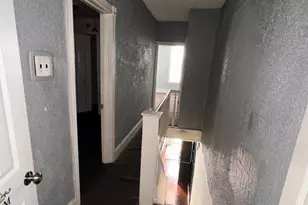 2209 Pierce St, Philadelphia, PA 19145 - Photo 10