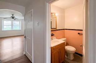 2224 Glenview St, Philadelphia, PA 19149 - Photo 10