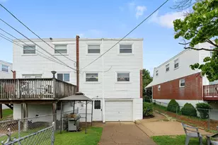 3414 Holyoke Rd, Philadelphia, PA 19114 - Photo 16