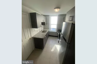 1142 S 11th Street #3RD FL, Philadelphia, PA 19147 - Photo 4