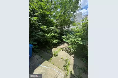 2221 Tasker Street, Philadelphia, PA 19145 - Photo 20