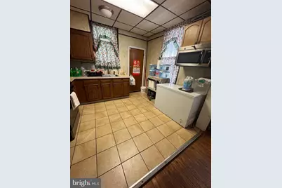 2221 Tasker Street, Philadelphia, PA 19145 - Photo 14
