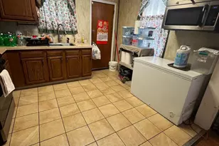 2221 Tasker St, Philadelphia, PA 19145 - Photo 14