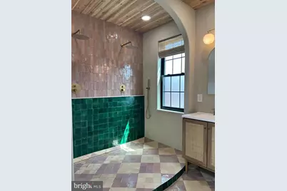 1702 S 6th Street, Philadelphia, PA 19148 - Photo 4