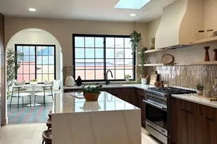 1702 S 6th St, Philadelphia, PA 19148 - Photo 2