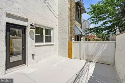 2431 9th Street S, Philadelphia, PA 19148 - Photo 46