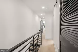 2431 9th Street S, Philadelphia, PA 19148 - Photo 28