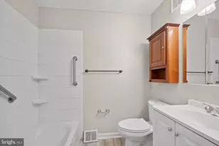 9878 Garvey Dr, Philadelphia, PA 19114 - Photo 10