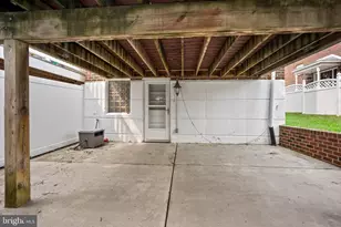 9878 Garvey Dr, Philadelphia, PA 19114 - Photo 46