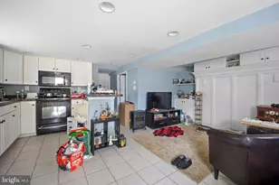 9878 Garvey Dr, Philadelphia, PA 19114 - Photo 40