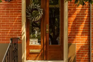 2521 Brown St, Philadelphia, PA 19130 - Photo 2