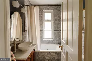 2521 Brown St, Philadelphia, PA 19130 - Photo 42