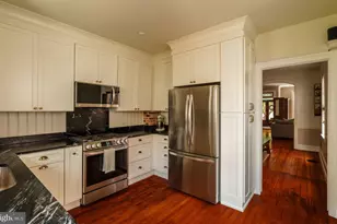 2521 Brown St, Philadelphia, PA 19130 - Photo 28