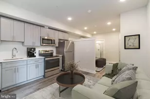 19 S 44th St, Philadelphia, PA 19104 - Photo 2