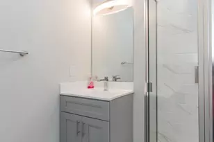 19 S 44th St, Philadelphia, PA 19104 - Photo 12