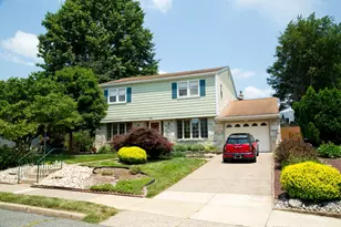 155 Stratford Dr, Philadelphia, PA 19115 - Photo 1