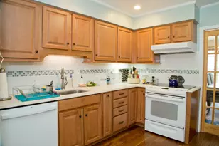 155 Stratford Dr, Philadelphia, PA 19115 - Photo 4