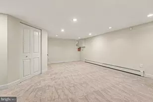 6935 Sherman St, Philadelphia, PA 19119 - Photo 32