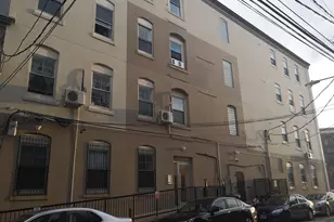1020 Hamilton St, Philadelphia, PA 19123 - Photo 2