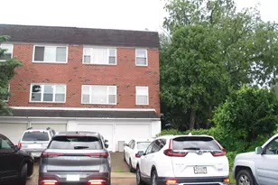 10921 Nandina Ct, Philadelphia, PA 19116 - Photo 2