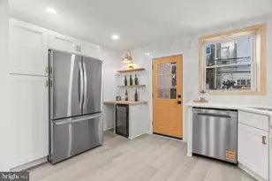 302 Cantrell St, Philadelphia, PA 19148 - Photo 18