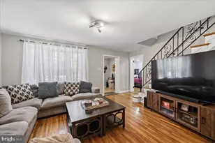 914 Longshore Ave, Philadelphia, PA 19111 - Photo 2
