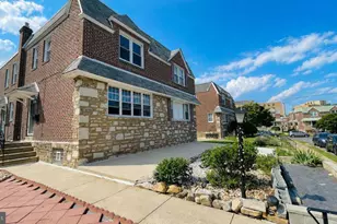 8136 Farnsworth St, Philadelphia, PA 19152 - Photo 2