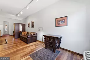 2110 South St, Philadelphia, PA 19146 - Photo 14