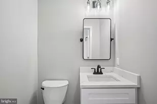 518 Greenwich St, Philadelphia, PA 19147 - Photo 12