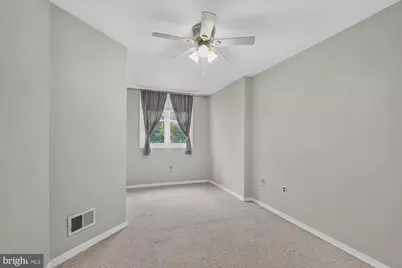 2645 Bainbridge Street, Philadelphia, PA 19146 - Photo 12