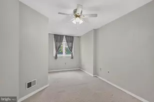 2645 Bainbridge St, Philadelphia, PA 19146 - Photo 12