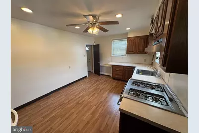 410 Paoli Avenue, Philadelphia, PA 19128 - Photo 6