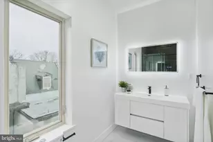 1006 S Fairhill St, Philadelphia, PA 19147 - Photo 16