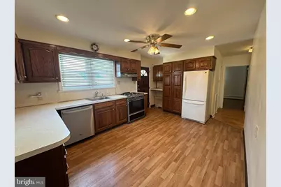 410 Paoli Avenue, Philadelphia, PA 19128 - Photo 6