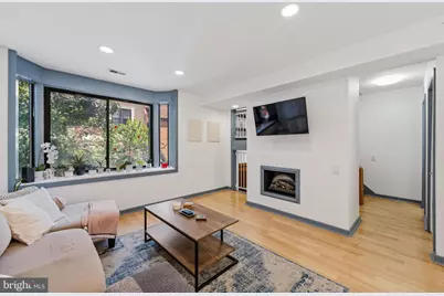 830 Lombard Street #A, Philadelphia, PA 19147 - Photo 6