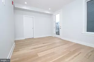 810 N Uber St, Philadelphia, PA 19130 - Photo 12